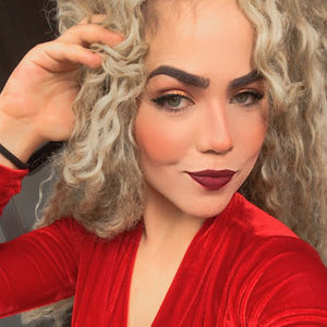 Meet your Posher, Herlinda